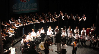 Büyükşehir Roman Orkestrası Eskişehir'i Salladı