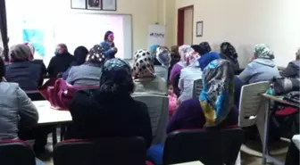 Kursiyerlere Kadın Sağlığı Semineri