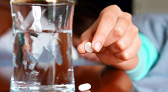 Asit Giderici İlaçlar, B12 Eksikliğiyle Bağlantılı Olabilir