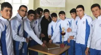 Yerköy'de Başarılı Öğrenciler Ödüllendirildi