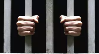 Eşini 28 Bıçak Darbesiyle Öldüren Kocaya 18 Yıl 4 Ay Hapis