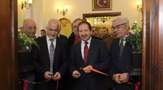 Meclis'te Dev Kur'an-I Kerim Sergisi Açıldı