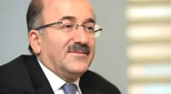 Trabzon Belediye Başkanı Orhan Fevzi Gümrükçüoğlu, Trabzon genelinde doğal gaz çalışmalarının 2015...