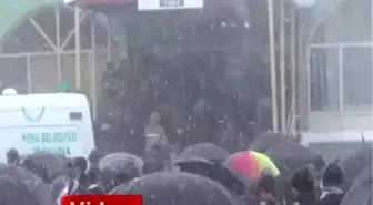 Yüksekova'daki Cenazede Gerginlik