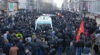 Yüksekova'daki İzinsiz Gösteriler