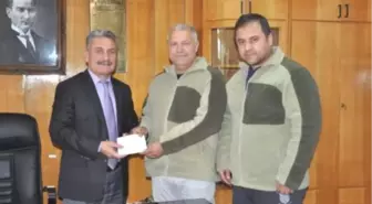 Tarsus Avcılar Kulübünden Milli Eğitim Müdürlüğüne Yardım