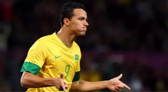 Leandro Damiao, Santos'a Transfer Oldu