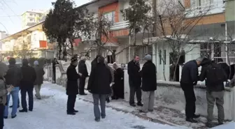 Emine Öğretmenin Başka Bir Okula Tayini Çıkmıştı