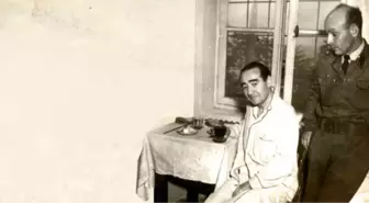 Adnan Menderes'e Tokat Atan Asker: Teoman Koman