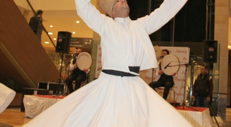 Hazret-İ Mevlâna Şanlıurfa Piazza'da Anıldı