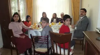 Dicleli Öğrencilerden Kaymakam Kattaş'a Ziyaret