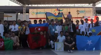 Afgan Öğrenciler Ülkelerini Tanıttı