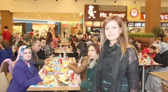 Ev Kadınları Sodes Projesi Kapsamında Piazza'yı Gezdi