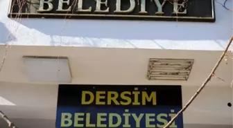 Tunceli Belediyesi'ne 'Dersim' Tabelası Asıldı