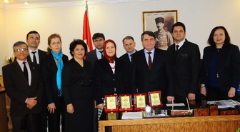 Manisa'da Kadın Girişimcilerden Halk Sağlığına Ziyaret