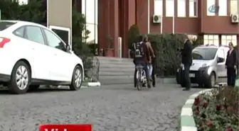 Görmeden Pedal Çevirerek Trafik Canavarına Dikkat Çekiyor