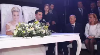 Devlet Bahçeli Nikah Şahitliği Yaptı