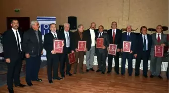 İmo Üyelerine Onur Plaketi