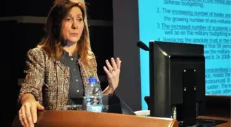 Açıköğretim Fakültesi'nden 'Asker-Sivil İlişkileri' Konulu Konferans