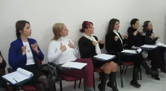 İzmit'te İşaret Dili Kursu Açıldı