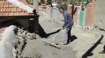 Sungurlu'da Yol Bakım ve Onarım Çalışmaları Devam Ediyor