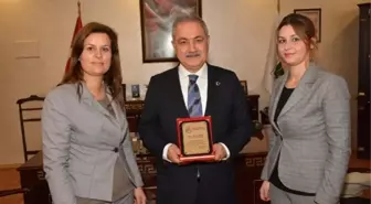 Osmaniye EBİMED'den Başkan Kara'ya Plaket