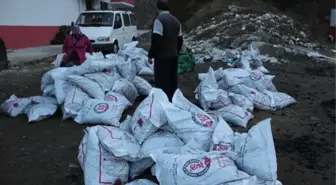 Görele'de İhtiyaç Sahiplerine Kömür Dağıtımına Başlandı