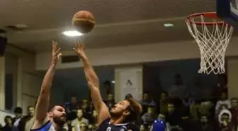 Türk Telekom: 69 - Anadolu Efes: 75 / Efes Uzatmada Güldü