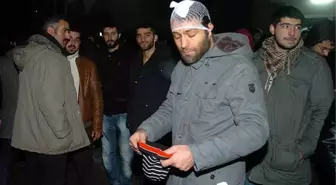 Minibüste Kürtçe Konuşunca Dayak Yedi