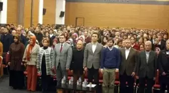 Ak Gençler Mehmet Akif Ersoy'u Andı