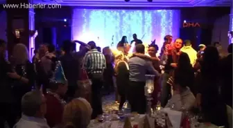 2014'e Karda Dansöz Oynatarak Girdiler