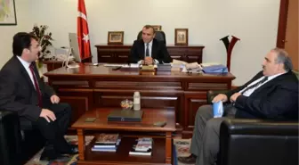 Başkan Dündar, Bursa Defterdarı Mat'ı Ziyaret Etti