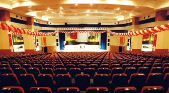 Esenyurt Üniversitesi'ne Konferans Salonu Açıldı