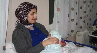 Kars'ta Yeni Yılın İlk Bebekleri
