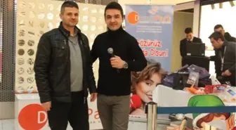Yılbaşında Demirpark AVM' de Hediye Yağmuru