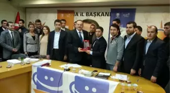 Torun, AK Parti'li Gençlerle Çay Sohbeti'nde Buluştu