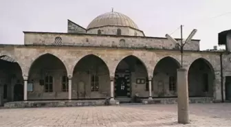 Bitlis'teki Tarihi Ulu Cami İbadete Açıldı