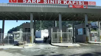 Günde 16 Bin Kişi Sarp'dan Geçiyor