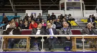 Sakarya Büyükşehir Belediyesi Basketbol Takımı 8'de 8 Yaptı