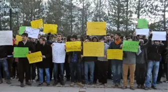 Gümüşhane Üniversitesi'nde 25 Kuruşluk Yemek Zammı Protestosu