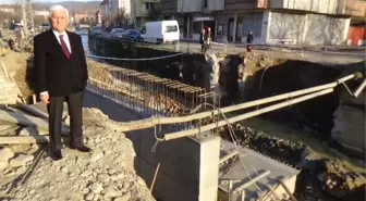 Gökçebey'de Ağusto Deresine Köprrü Çalışması Başlatıldı