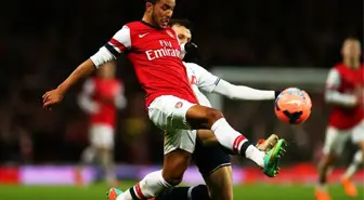 Walcott 6 Ay Sahalardan Uzak Kalacak!