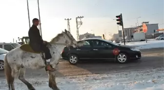 Hurdacı: Atım Bile Kırmızı Işıkta Durmaya Alıştı