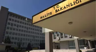 Maliye Bakanlığı'nda 8, MEB'de 2 Kişi Görevden Alındı