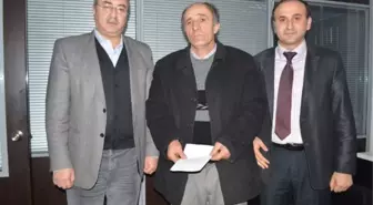 Çorum Gazeteciler Cemiyeti ve Bik'ten Elmas'ın Ailesine Yardım