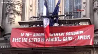 Paris 10'uncu Belediyesi Öldürülen Üç PKK'lı Kadının Resimlerini Belediye Binasına Astı