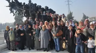 Akhisarlı ve Ahmetlili Kadınlar Manisa'yı Gezdi