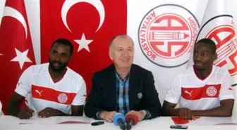 Antalyaspor'da 2 İmza Daha