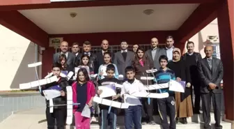 Model Uçak Kurs Belgeleri Dağıtıldı