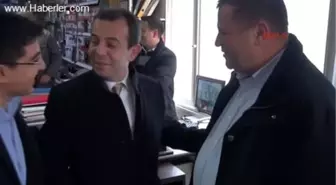 CHP'li Özcan Pankartın Sökülmemesini Eleştirdi: Hukuk Cinayeti İşleniyor